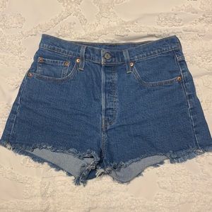 Levi 501® High Rise Women’s Shorts (Size 28)